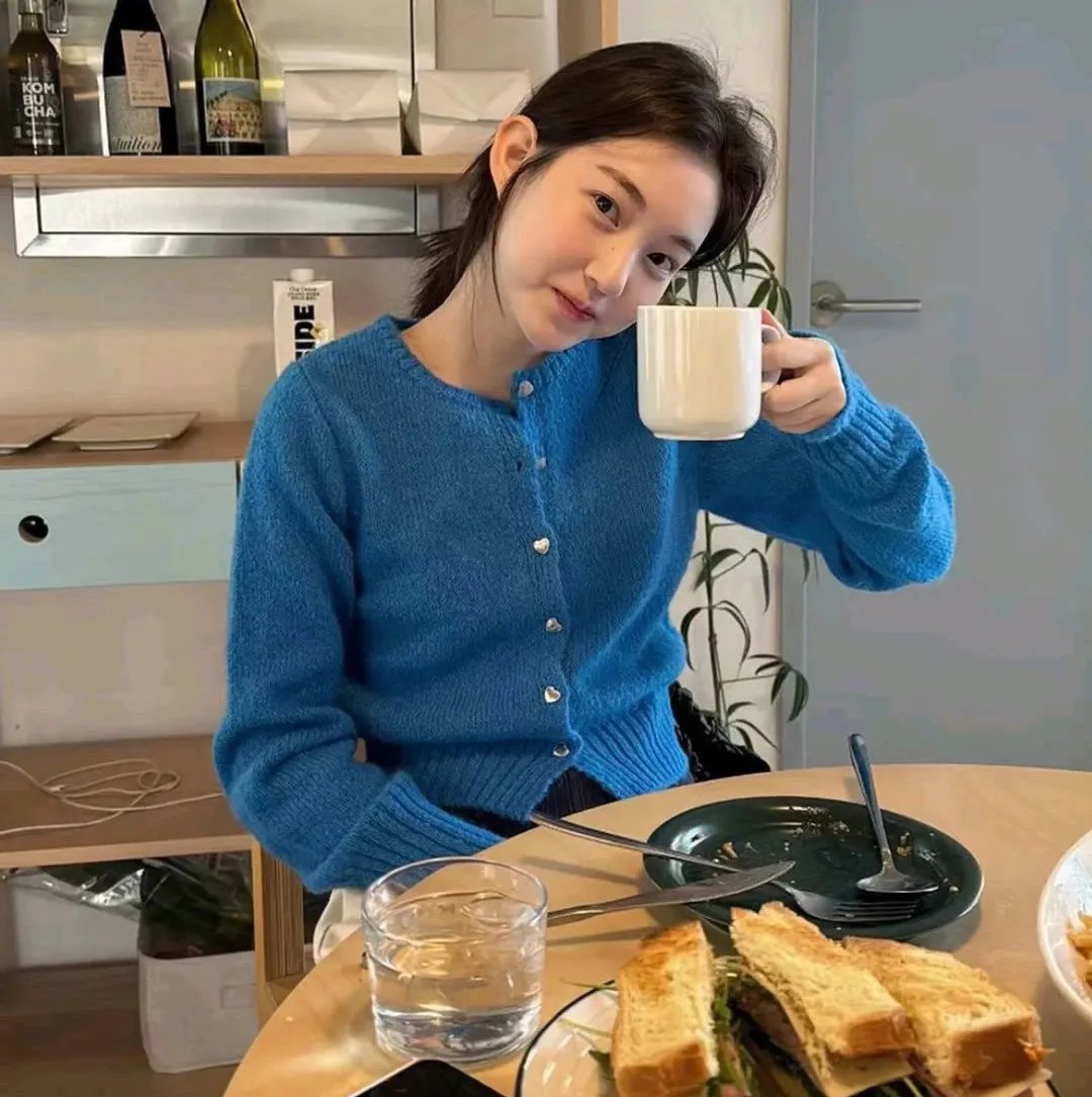 月亮中的亚马逊女人